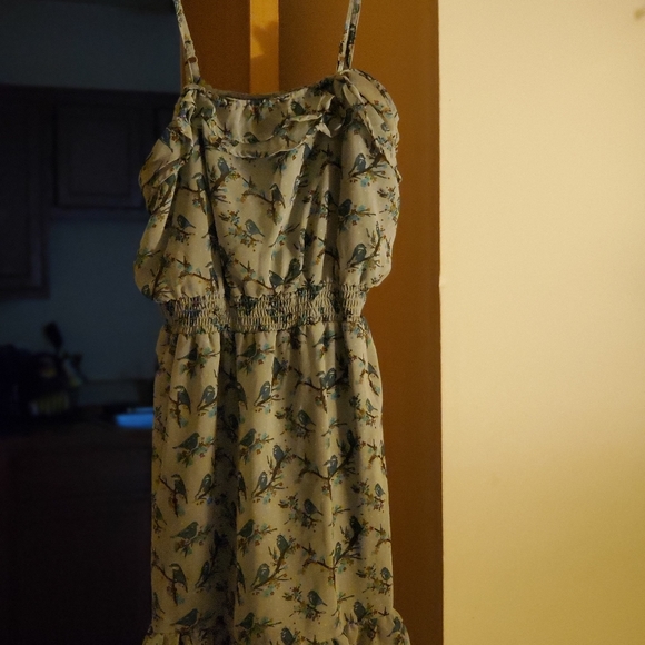 Dress - Picture 3 of 4